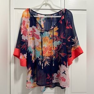 Express Women’s Kimono Sleeve/ Floral Top (XS)